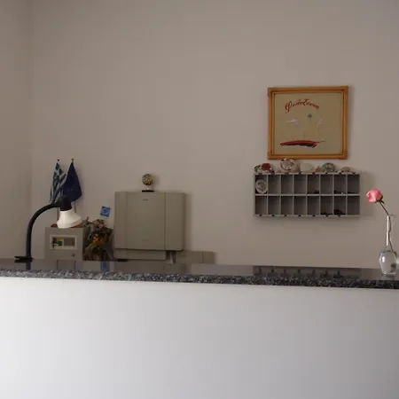 菲罗希尼亚酒店及公寓 2* 波罗斯