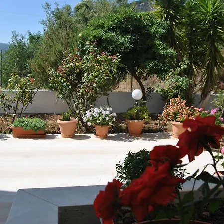 Filoxenia & Aparthotel 2*