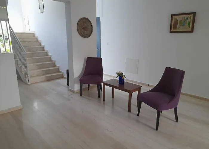 Filoxenia & Apartmanhotel 2*