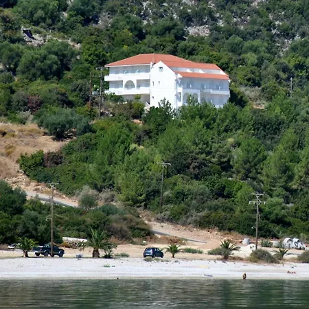 Apart-hotel Filoxenia & 2*