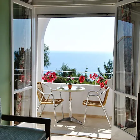 Filoxenia & Lejlighedshotel 2*