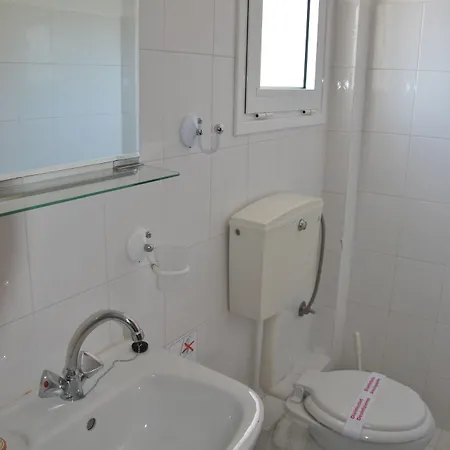 Apart-hotel Filoxenia & 2*