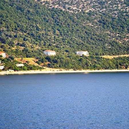 Filoxenia & 아파트호텔 2*