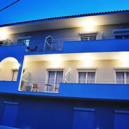 Filoxenia & Apart-hotel 2*