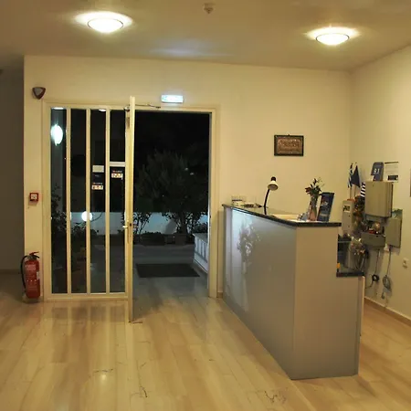 Apart-hotel Filoxenia & 2*