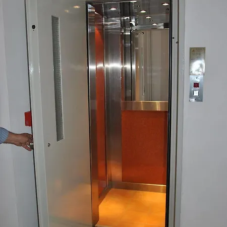 Apart-hotel Filoxenia & 2*