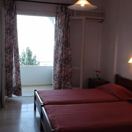 Filoxenia & 2* Poros (Kefalonia)