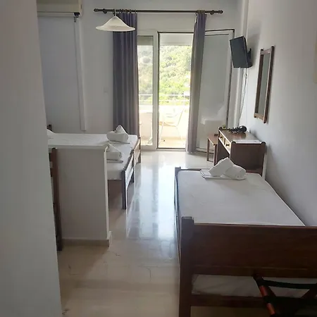 Filoxenia & מלון דירות