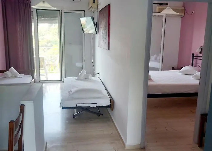 Filoxenia & Poros (Kefalonia)