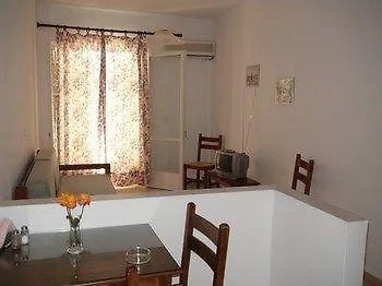 Aparthotel Filoxenia & 2*